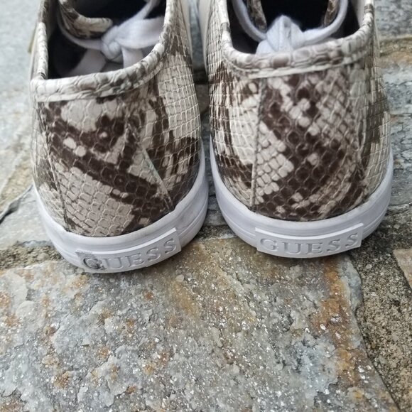 Guess Snake Animal Print Sneaker Size 7 - Picture 8 of 11